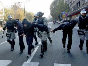 policija hapsenje gay parada