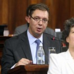 aleksandar-vucic-skupstina(5)