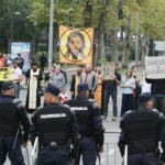 parada-ponosa-protest-protiv-2
